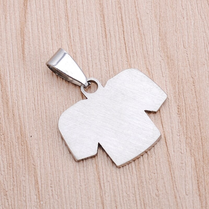 Collier Maillot Personnalisé Gravé – Cadeau Foot Sport Passionné 3 Collier maillot t-shirt prénom acier gravure personnalisée