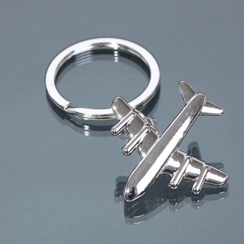 Porte-clés Avion de Ligne Personnalisé Gravé – Cadeau Voyageur, Pilote ou Passionné d'Aviation 5 Porte-clés Avion de Ligne Personnalisé Gravé – Cadeau Voyageur, Pilote ou Passionné d'Aviation