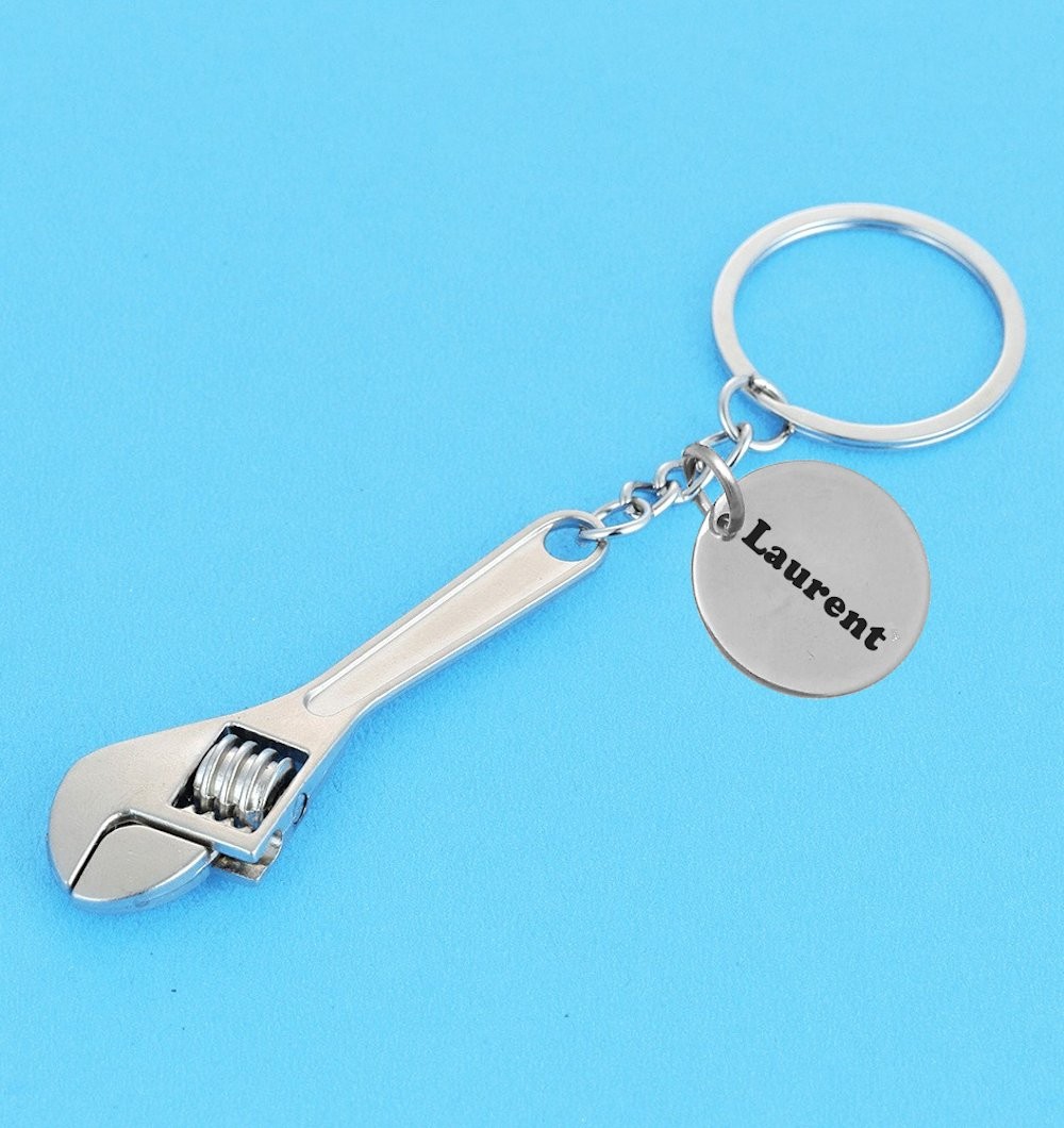 Porte-clés Clé à Molette gravé — Cadeau Bricoleur Mécanicien Personnalisé 2 Porte-clés Bricoleur gravé — clé à molette