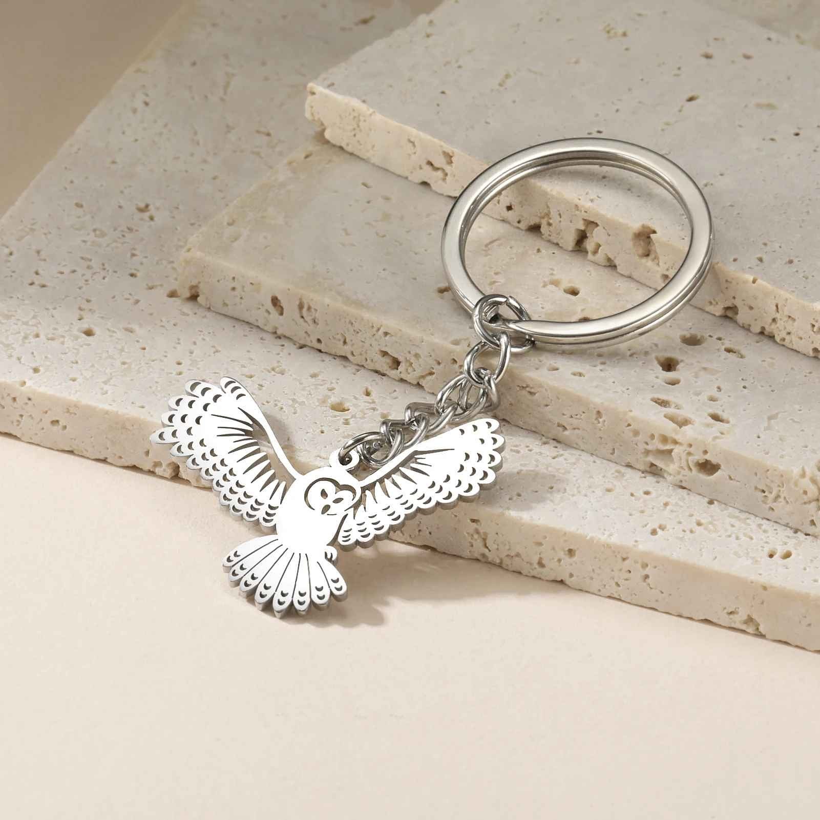 Porte-clés Chouette Ailes Déployées gravé — Cadeau Nature Personnalisé en Acier 4 Porte-clés Chouette gravé — ailes déployées acier