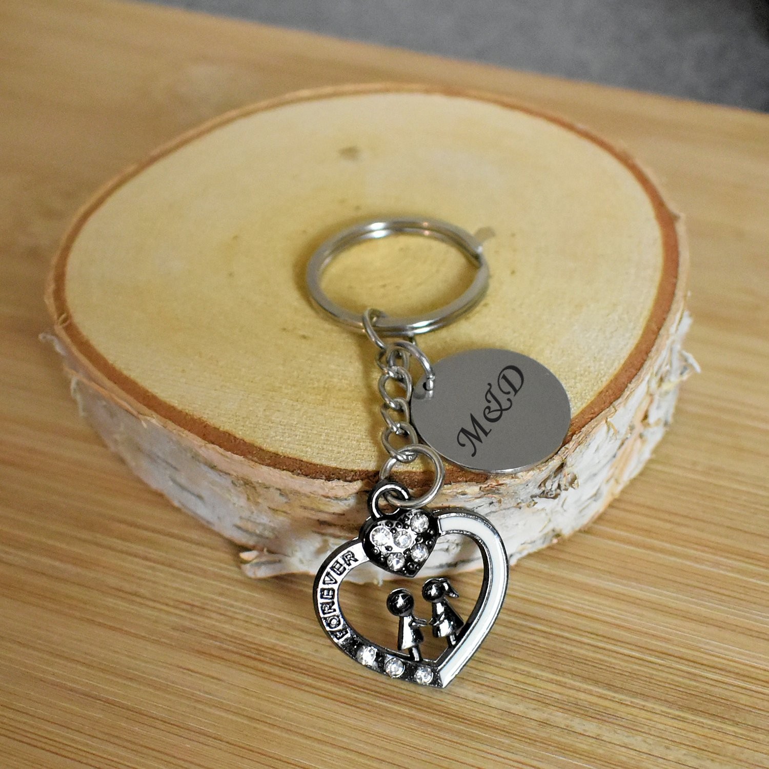 Porte-clés Couple Personnalisé Gravé – Cadeau Amour, Saint-Valentin ou Anniversaire de Couple 4 Porte-clés Couple gravé — cœur strass