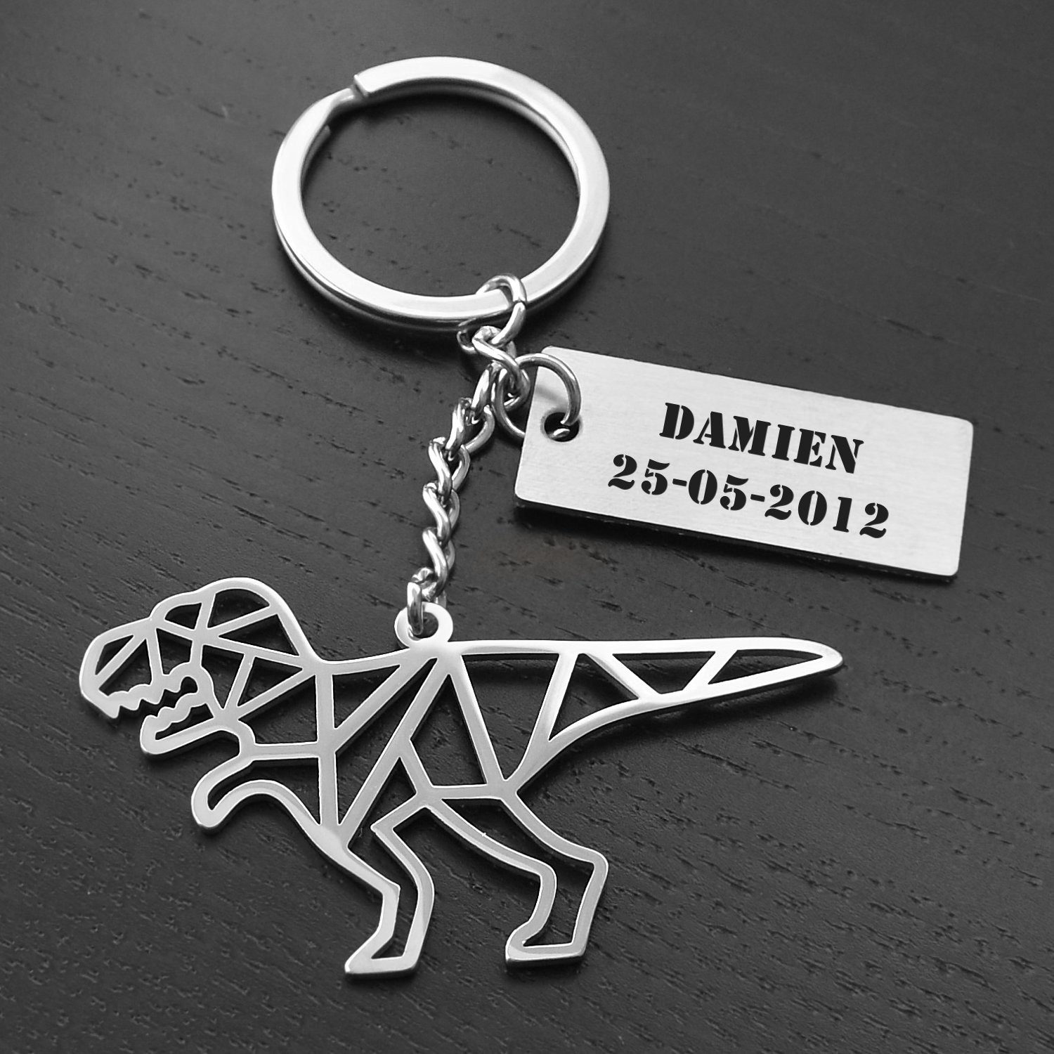 Porte-clés Dinosaure Origami gravé — Plaque 2 Lignes Cadeau Dino Personnalisé Acier 4 Porte-clés Dinosaure Origami gravé — plaque acier