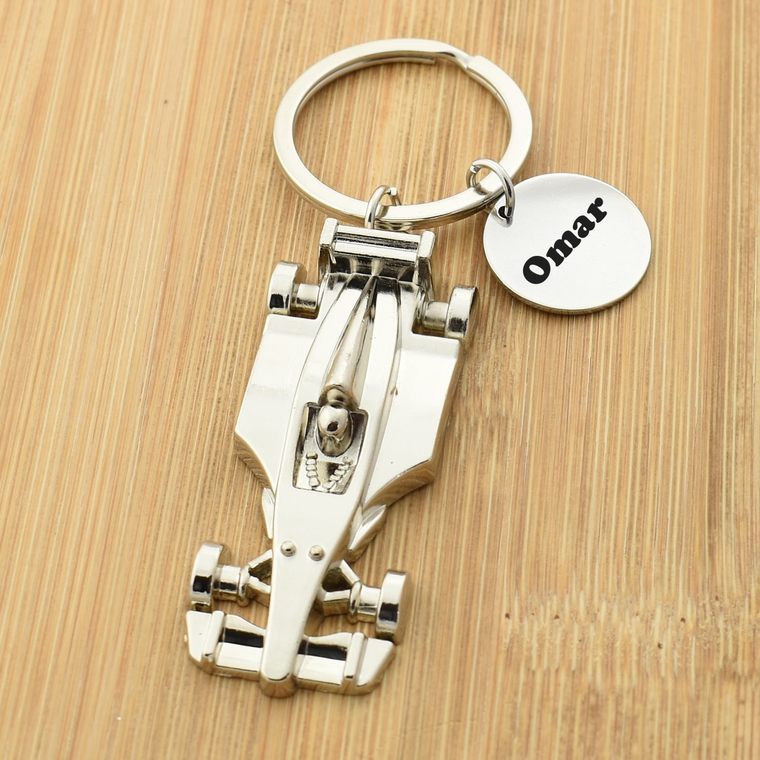 Porte-clés Formule 1 Personnalisé Gravé – Cadeau Passionné de F1, Pilote ou Fan de Course Automobile 2 Porte-clés Formule 1 gravé — voiture de course