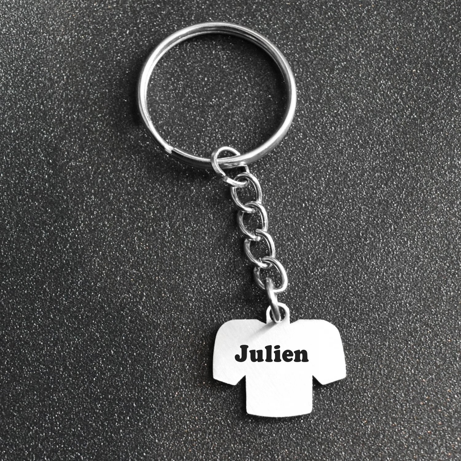 Porte-clés Maillot de Sport Personnalisé Gravé – Cadeau Football, Rugby ou Équipe de Cœur 2 Porte-clés Maillot Sport gravé — prénom acier