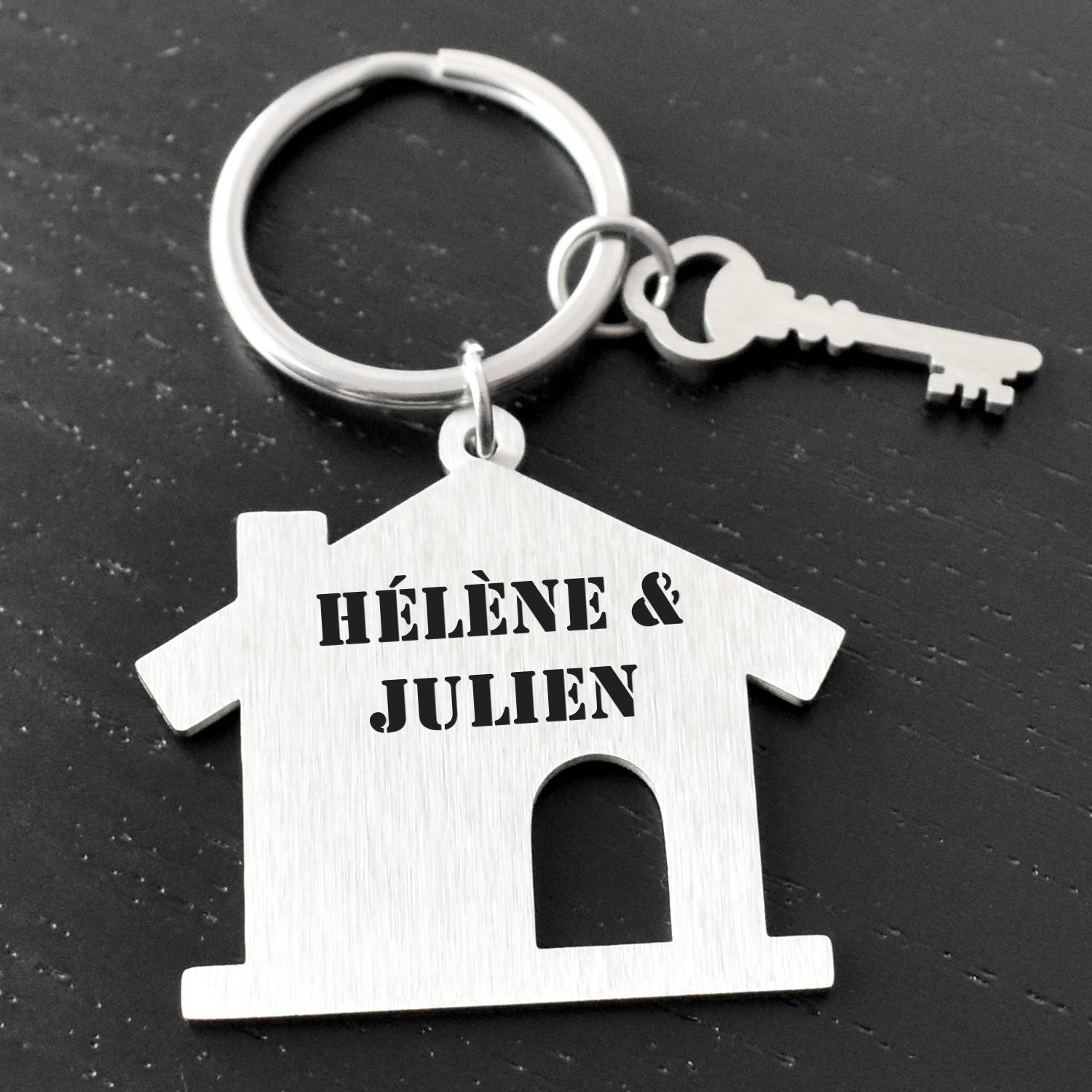 Porte-clés Maison gravé — 2 Lignes Clé Cadeau Emménagement Personnalisé Acier 4 Porte-clés Maison & Clé gravé — acier