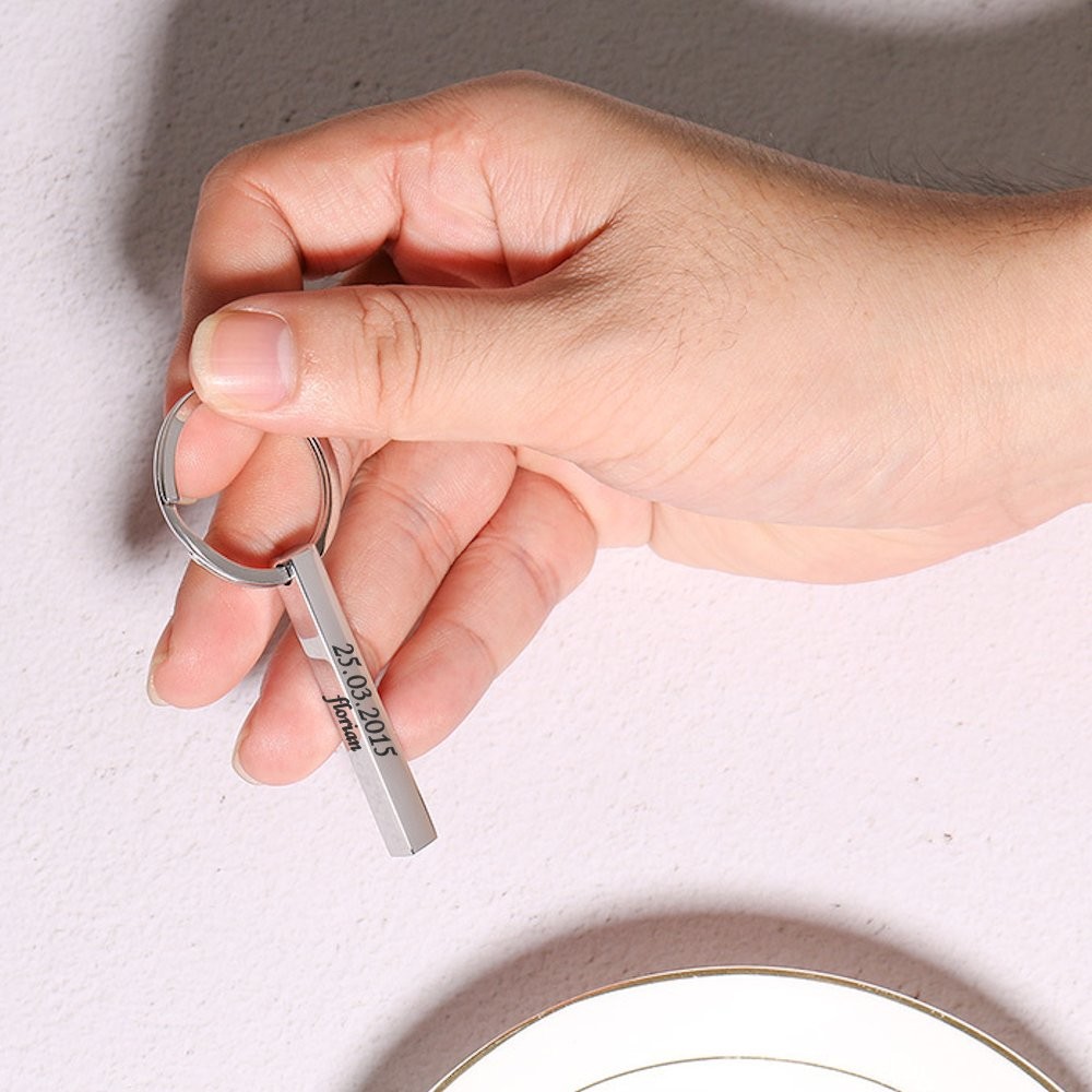 porte-clés barre acier gravé cadeau personnalisé livraison rapide