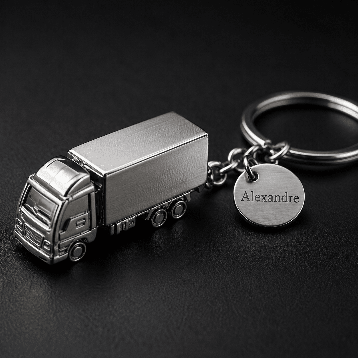 porte-clés camion poids lourd gravé prénom acier inoxydable personnalisé